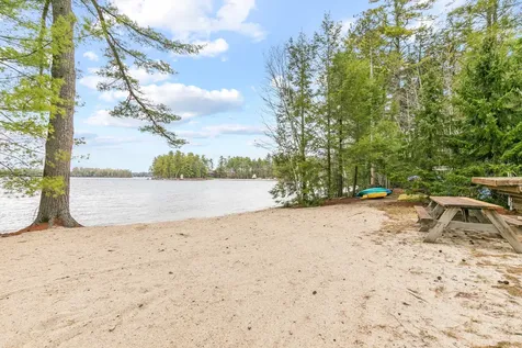 23 Casselton Road Raymond ME 04071