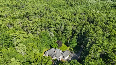 23 Casselton Road Raymond ME 04071