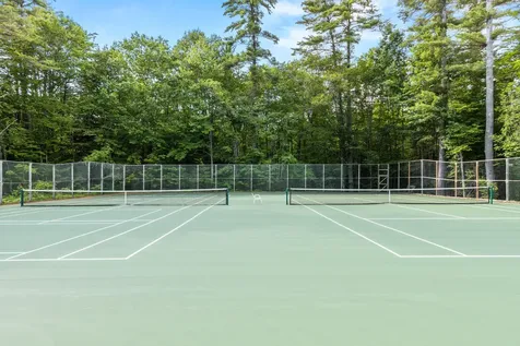 23 Casselton Road Raymond ME 04071