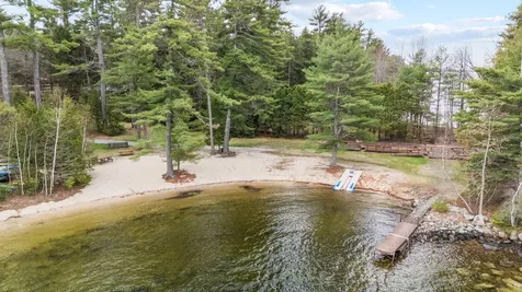 23 Casselton Road Raymond ME 04071