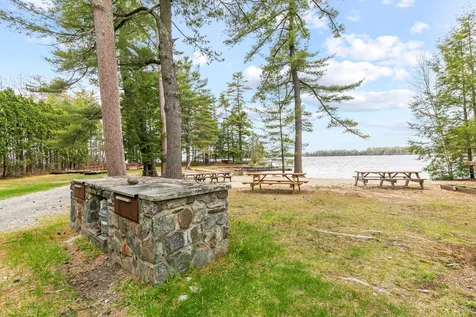23 Casselton Road Raymond ME 04071