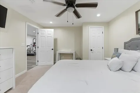 13 Bowdoin Drive Lewiston ME 04240