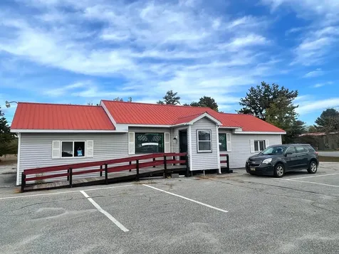 901 Main Street Oxford ME 04270