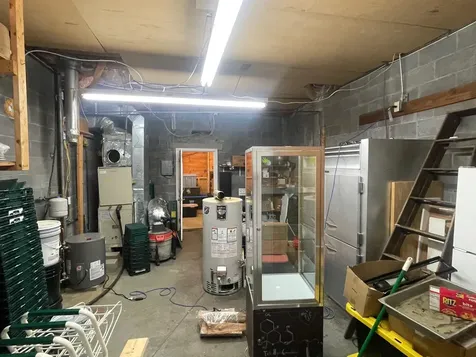 901 Main Street Oxford ME 04270