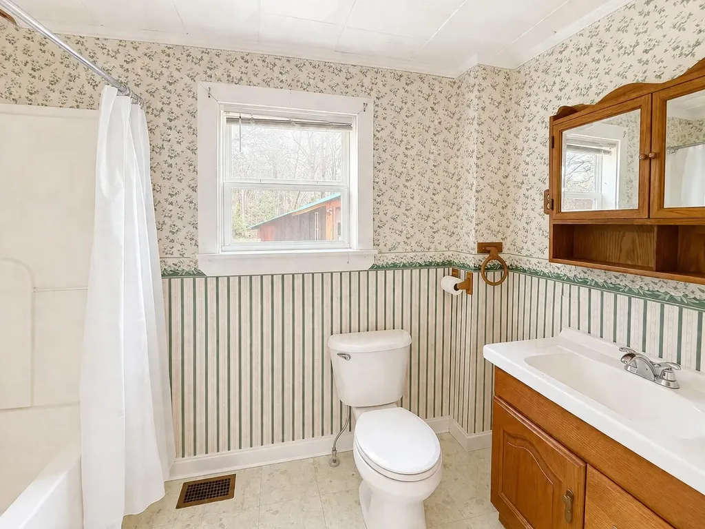 187 Taunton Drive Sullivan ME 04664