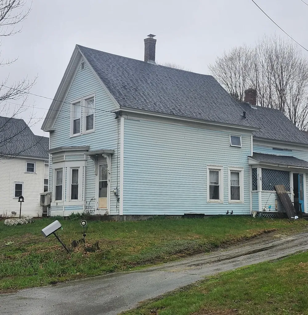 937 W Main Street Dover-foxcroft ME 04426