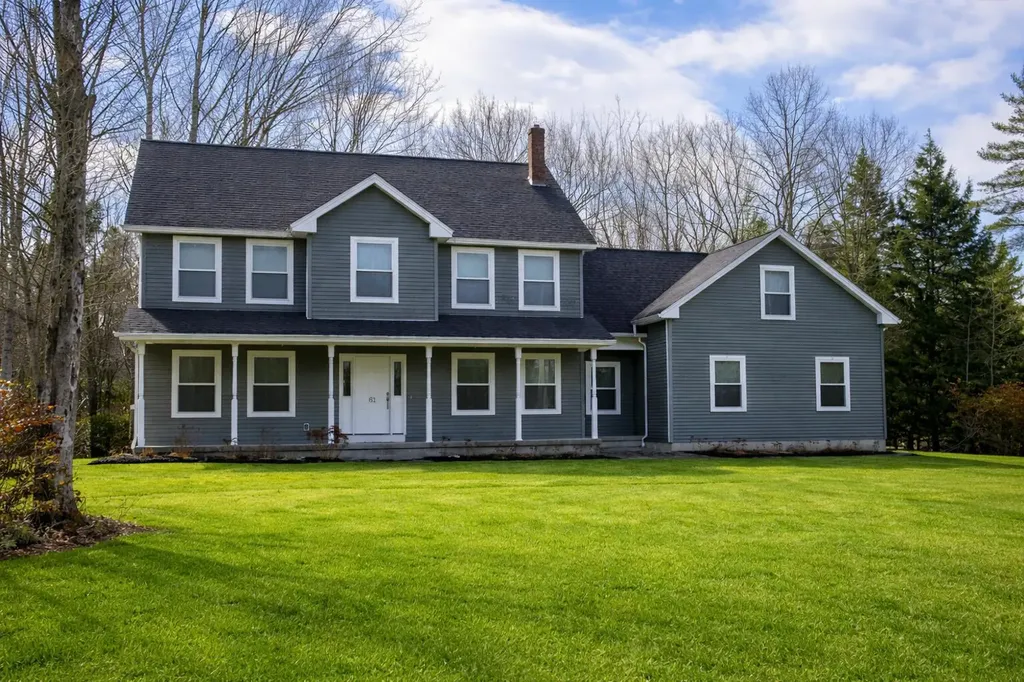 61 Rawley Drive Hampden ME 04444