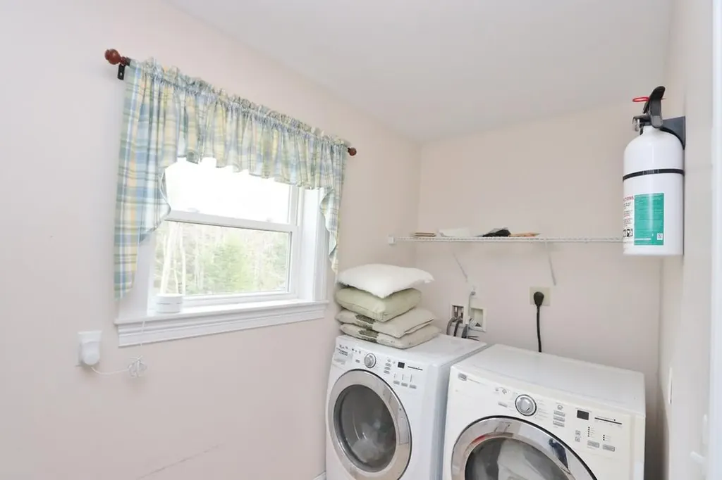 61 Rawley Drive Hampden ME 04444