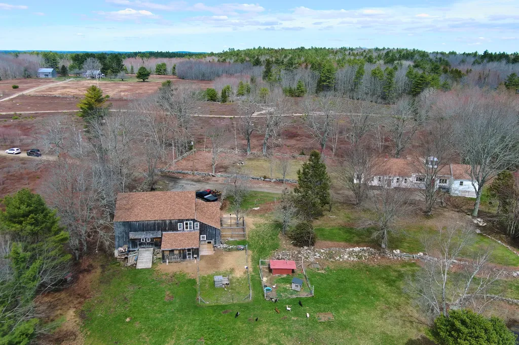 175 Quarry Road Waldoboro ME 04572