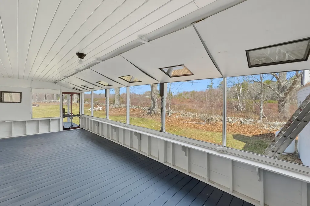 175 Quarry Road Waldoboro ME 04572