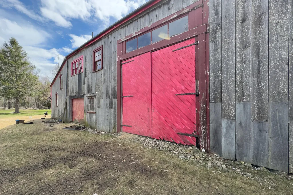 175 Quarry Road Waldoboro ME 04572