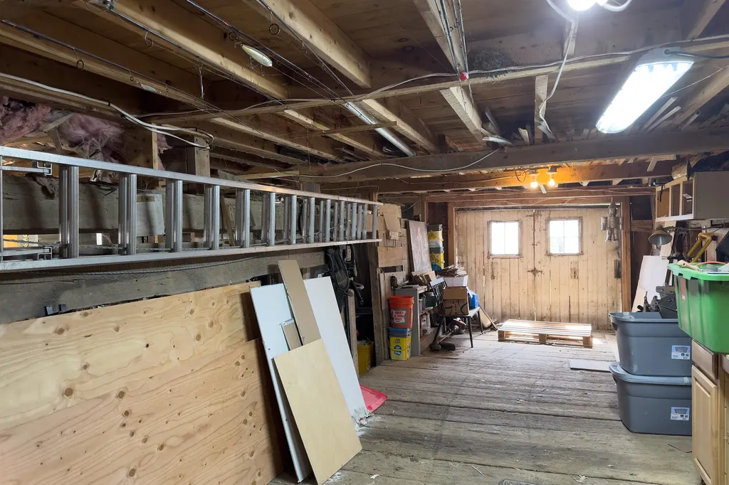 175 Quarry Road Waldoboro ME 04572