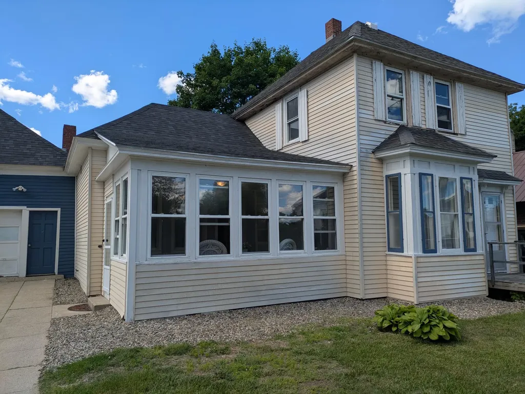 32 Summer Street Porter ME 04068