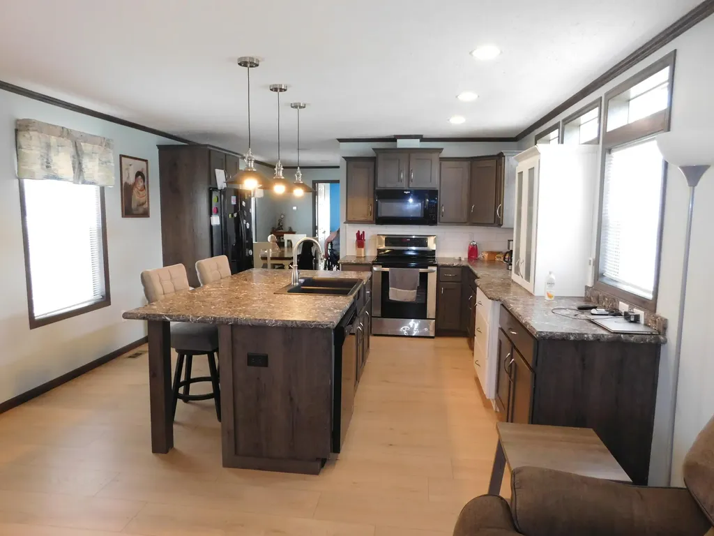 33 Lorna Lane Glenburn ME 04401