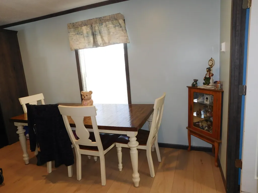 33 Lorna Lane Glenburn ME 04401