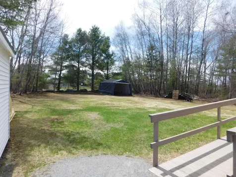 33 Lorna Lane Glenburn ME 04401