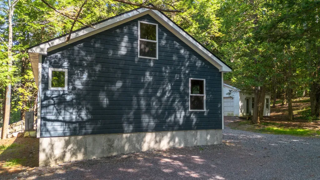 25 Gifford Place & Blake Island Oakland ME 04963
