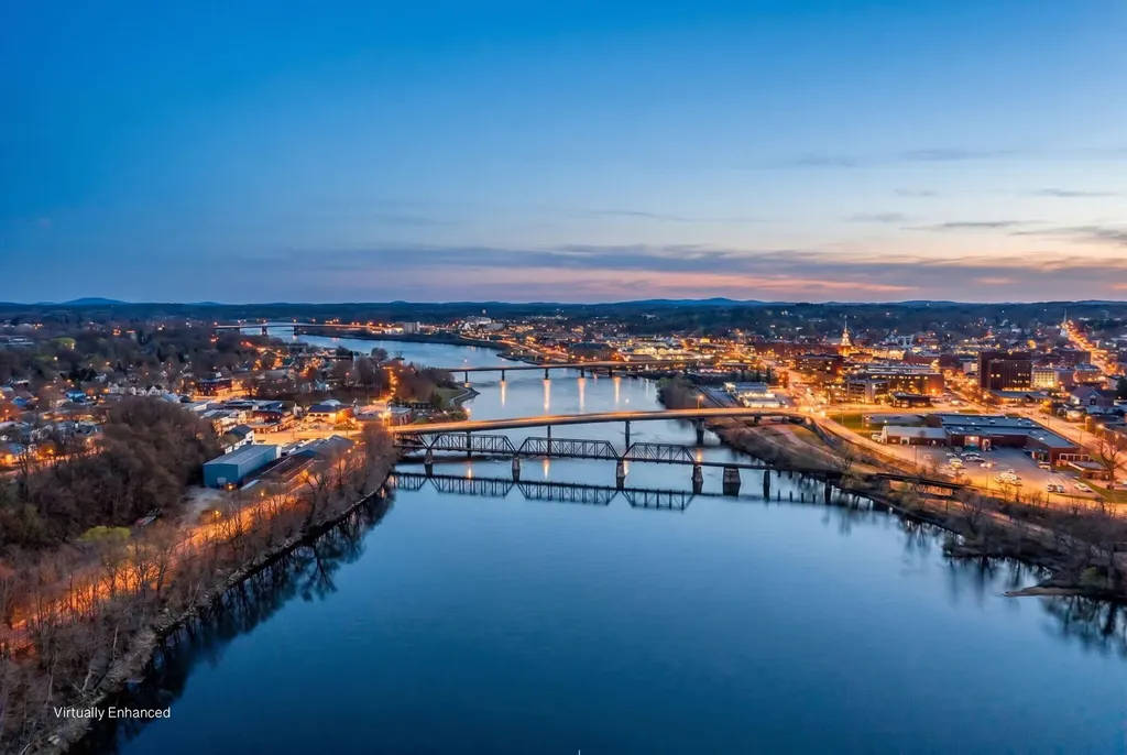 340 N Main Street Brewer ME 04412