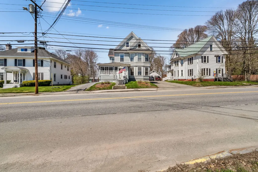 340 N Main Street Brewer ME 04412