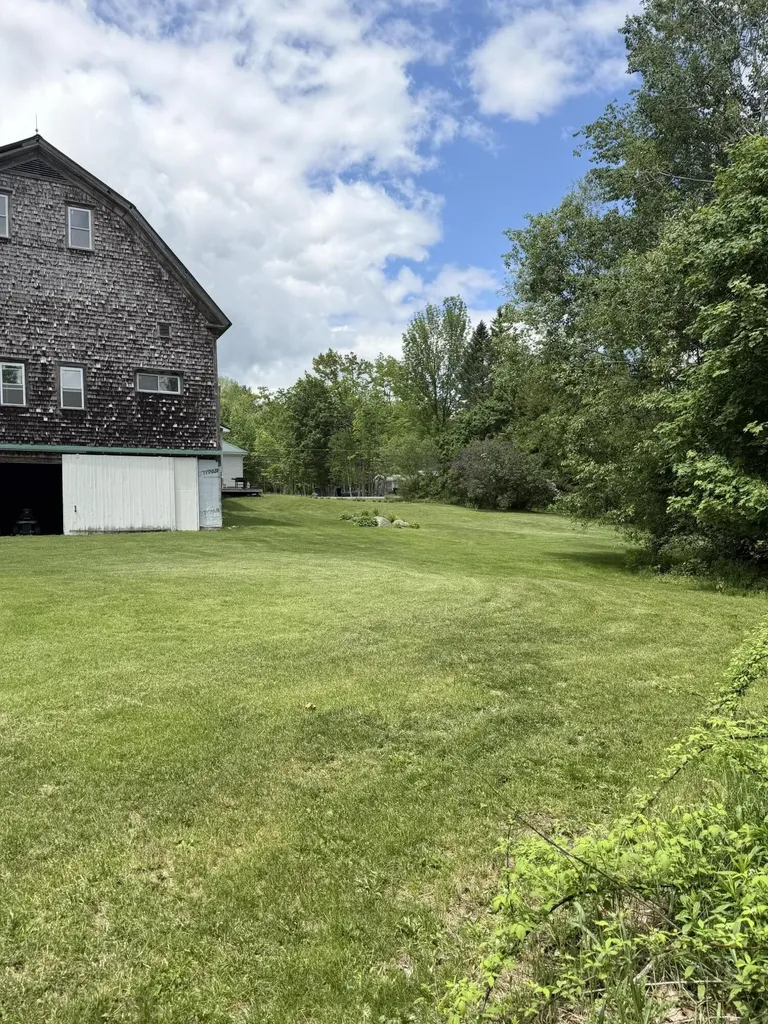 930 Main Street Monmouth ME 04259