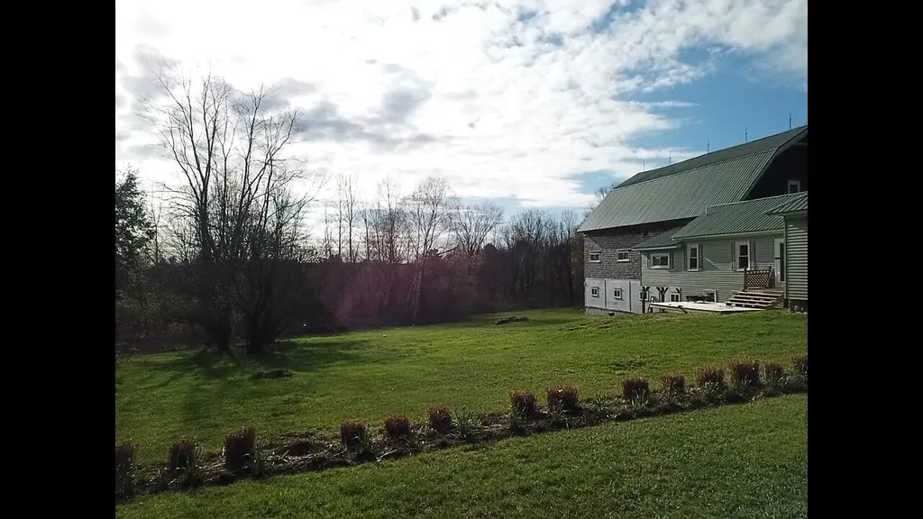930 Main Street Monmouth ME 04259
