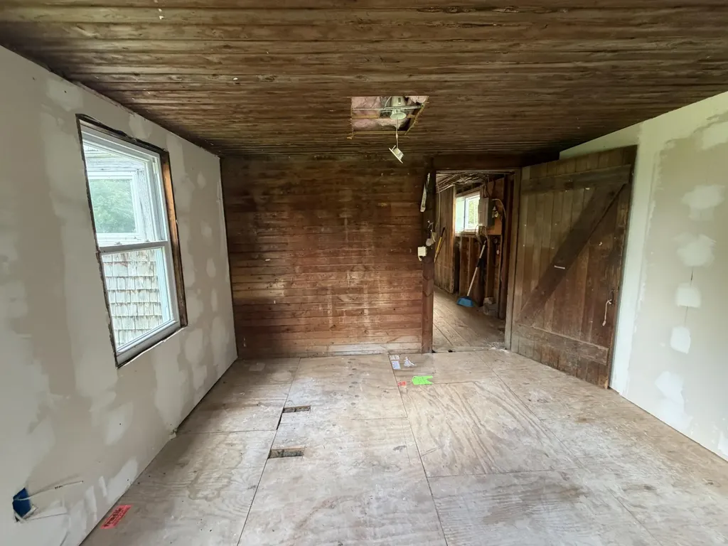 930 Main Street Monmouth ME 04259