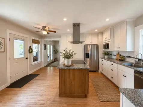 930 Main Street Monmouth ME 04259