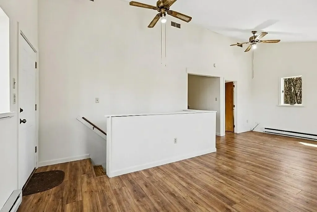 6 Lookout Lane Raymond ME 04071