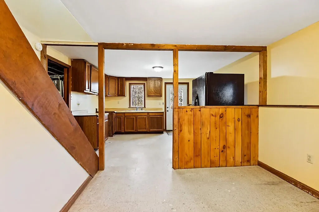 6 Lookout Lane Raymond ME 04071
