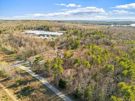 6 Lookout Lane Raymond ME 04071