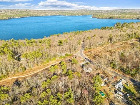 6 Lookout Lane Raymond ME 04071
