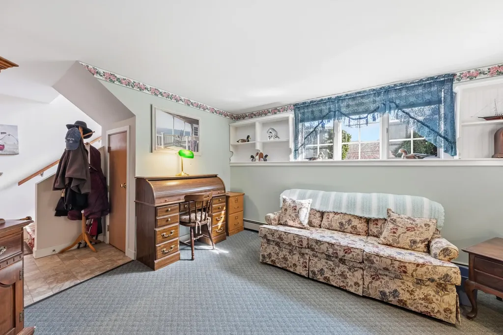 222 Washington Street Camden ME 04843