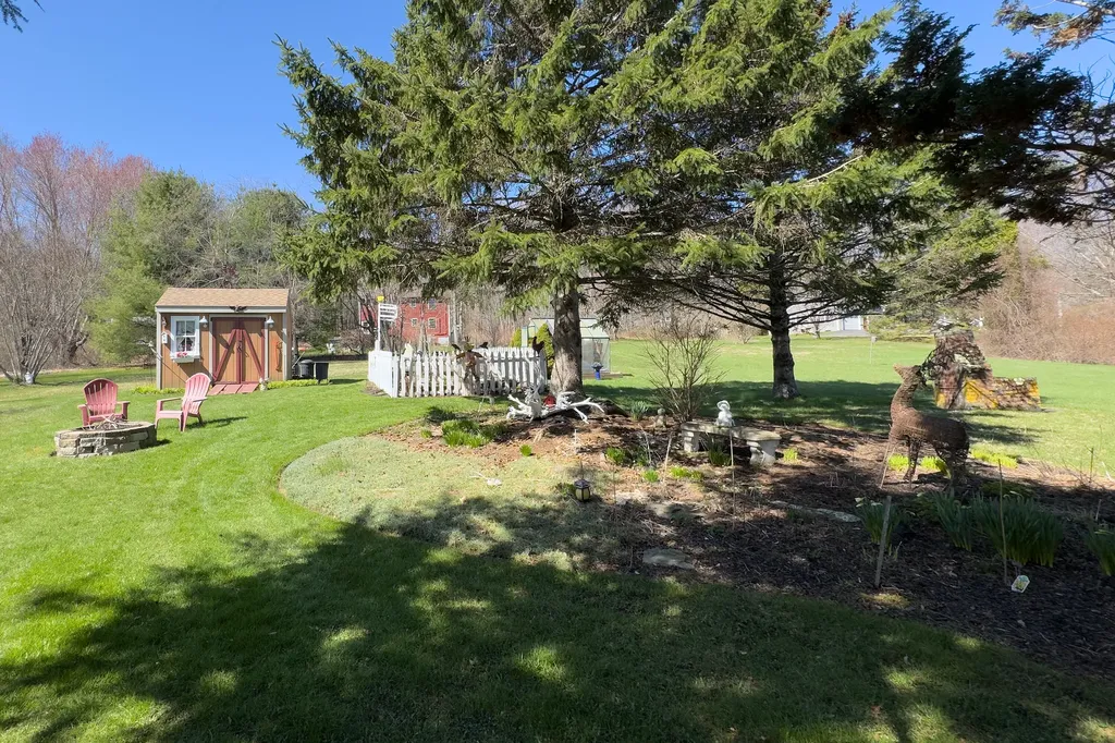 222 Washington Street Camden ME 04843