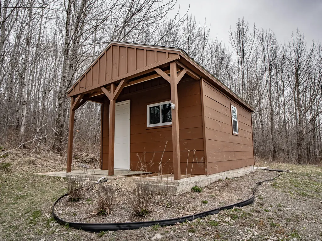 1270 U.s. 1 Weston ME 04424