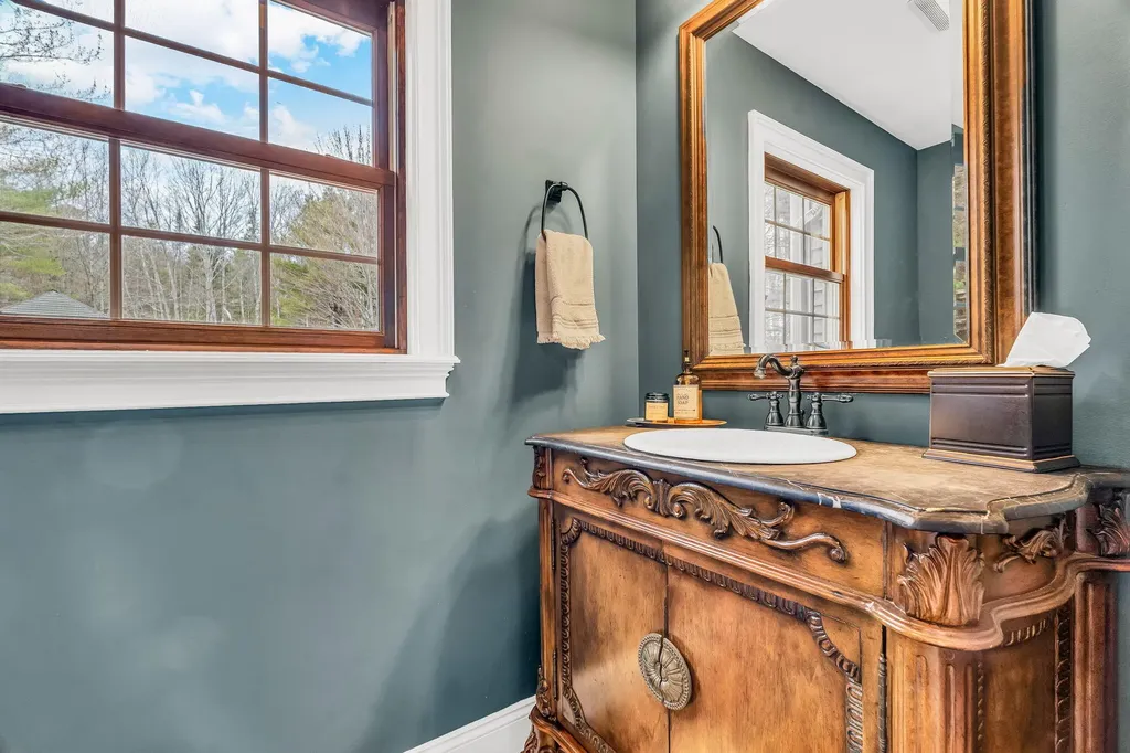 45 Hermon Heights Hermon ME 04401