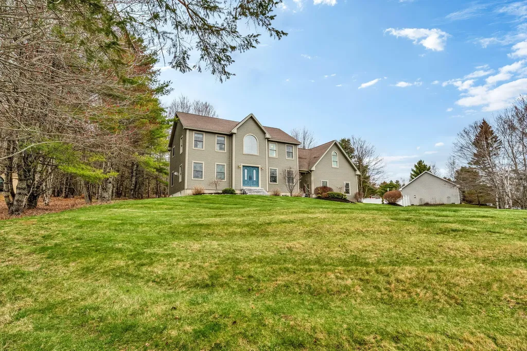 45 Hermon Heights Hermon ME 04401