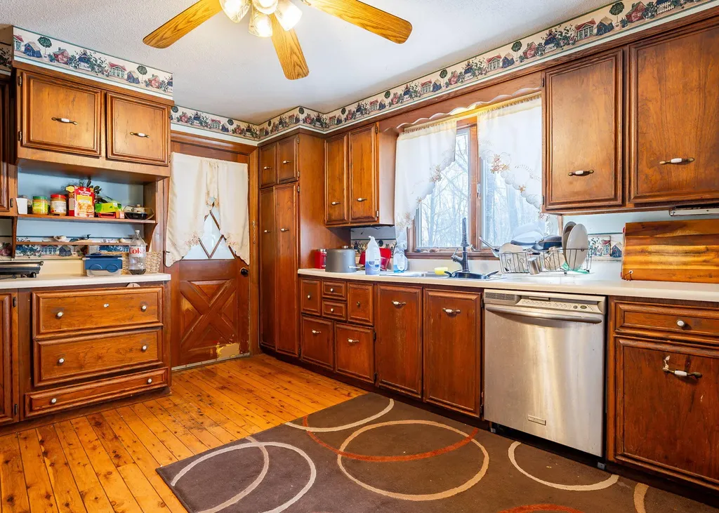 35 Fort Hill Avenue Old Orchard Beach ME 04064