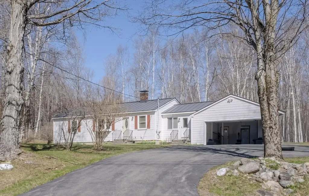 59 Palmer Road Skowhegan ME 04976