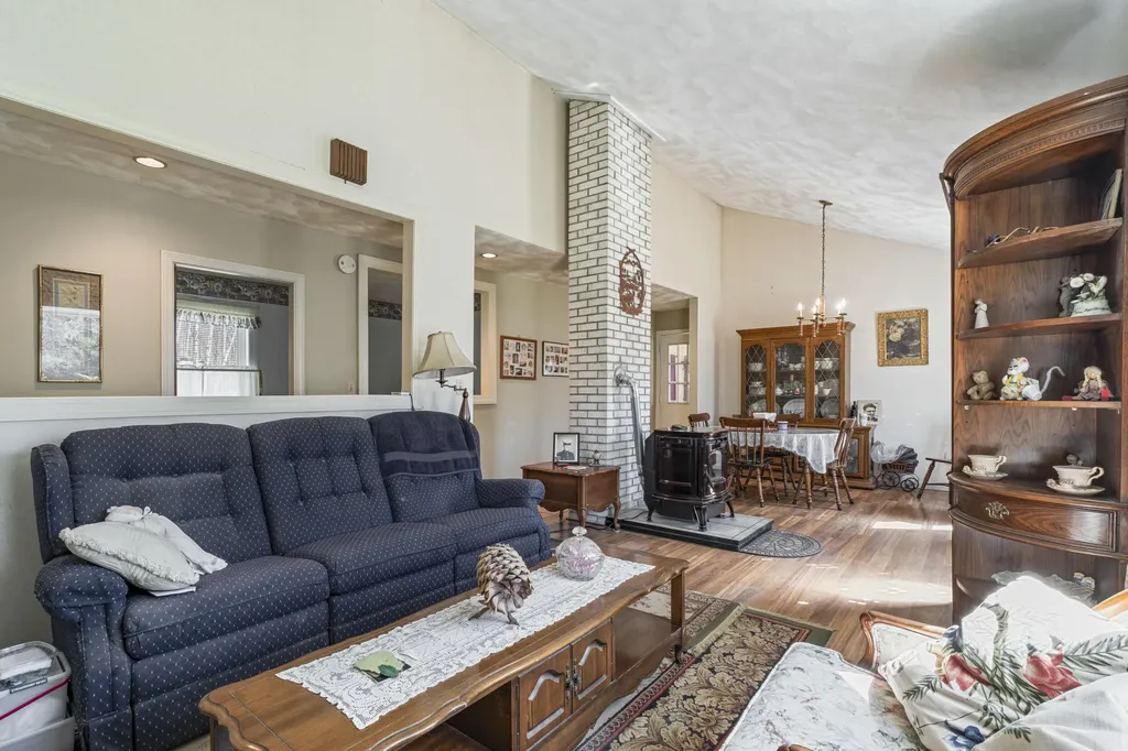 59 Palmer Road Skowhegan ME 04976