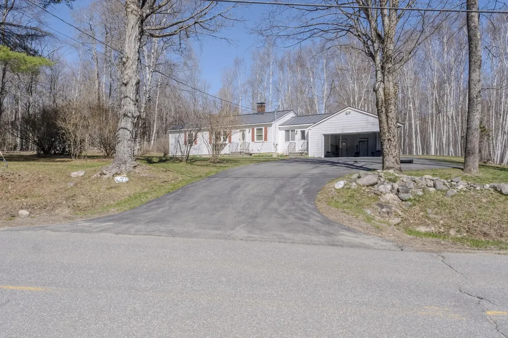 59 Palmer Road Skowhegan ME 04976
