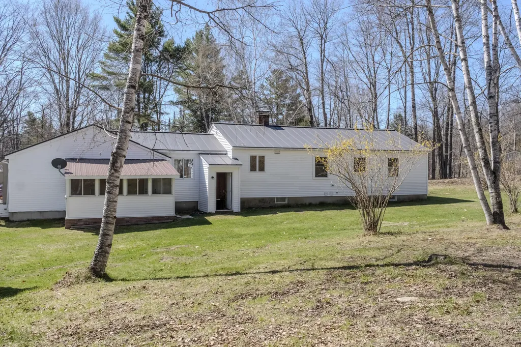 59 Palmer Road Skowhegan ME 04976