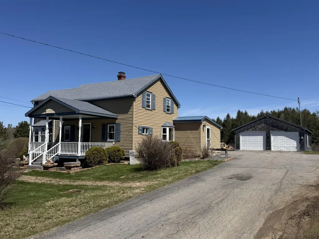 297 Graytown Road Sedgwick ME 04676