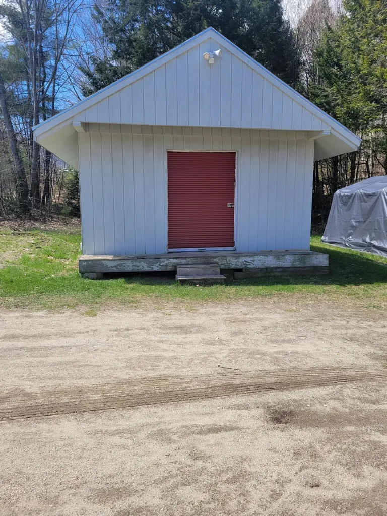 102 Outlook Drive Auburn ME 04210