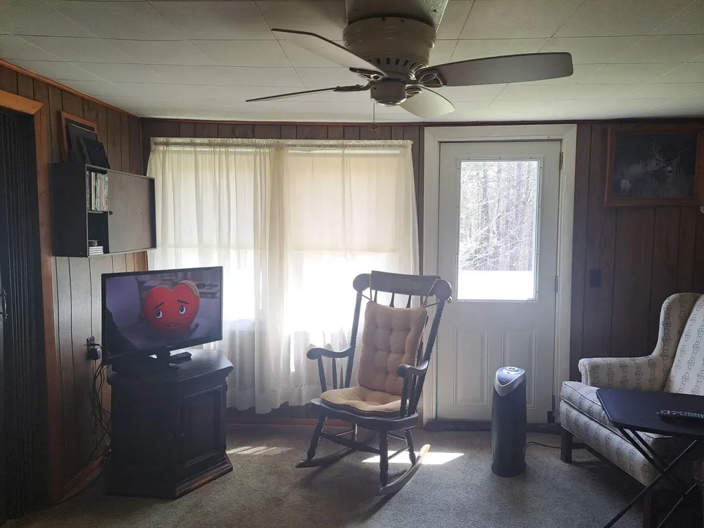 901 N Dexter Road Sangerville ME 04479