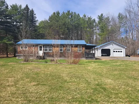 901 N Dexter Road Sangerville ME 04479