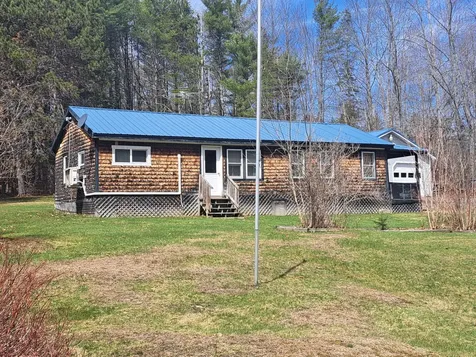 901 N Dexter Road Sangerville ME 04479