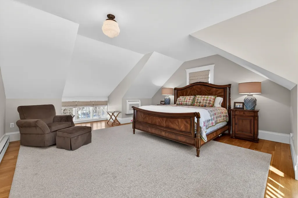 127 Foreside Road Falmouth ME 04105