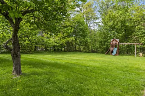 127 Foreside Road Falmouth ME 04105