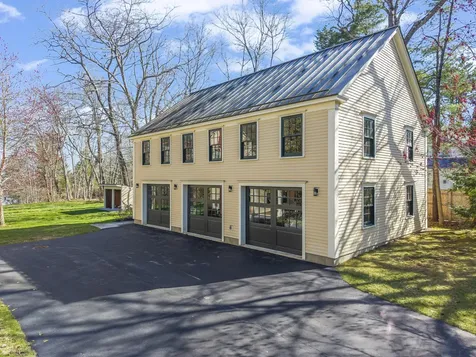 127 Foreside Road Falmouth ME 04105