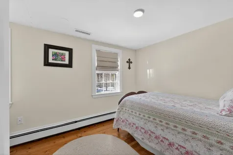 127 Foreside Road Falmouth ME 04105